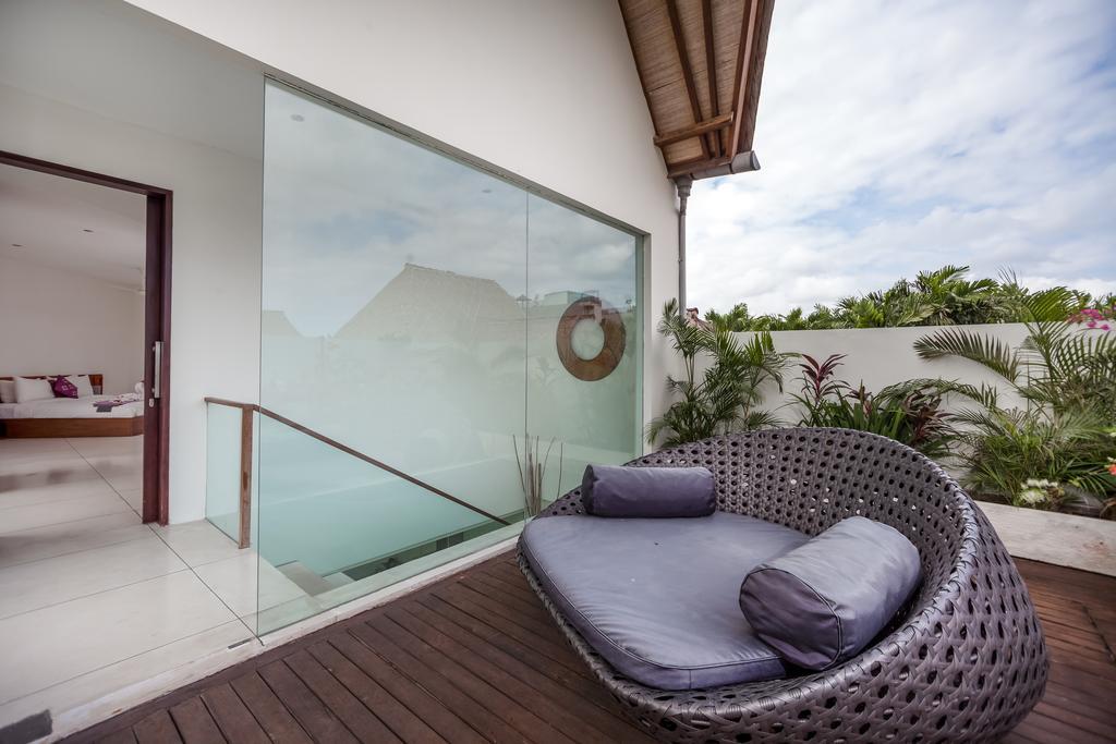K Villas By Premier Hospitality Asia 塞米亚克 外观 照片